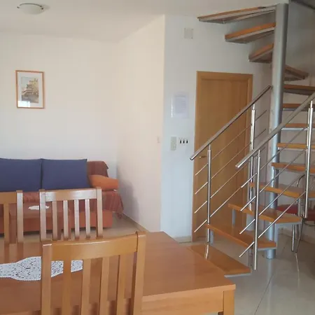 Iva Apartment Povljana